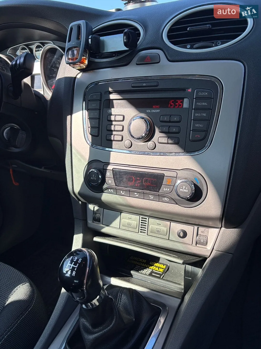 2010 Ford Focus - мініатюра 4