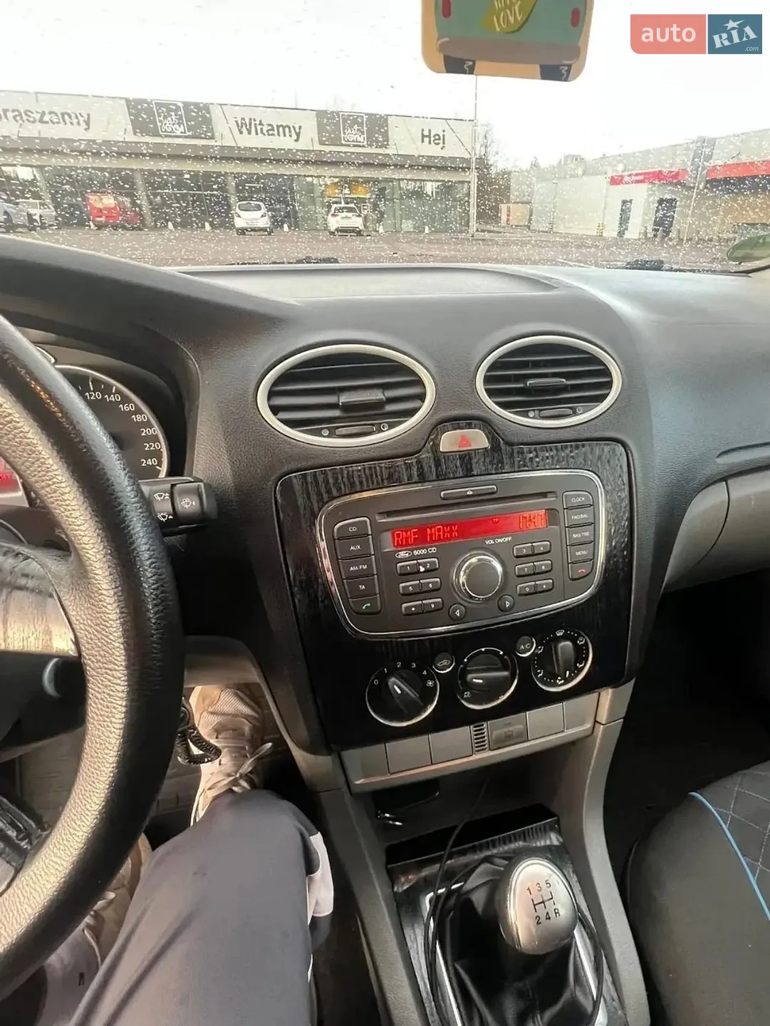 2010 Ford Focus - мініатюра 8