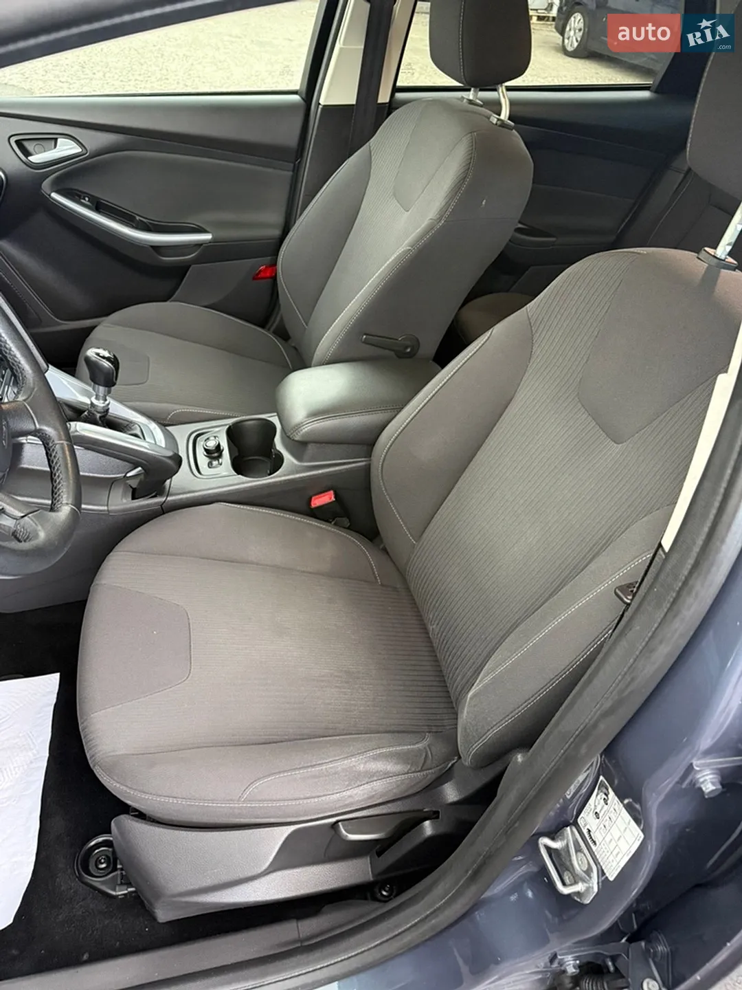 2011 Ford Focus - мініатюра 18