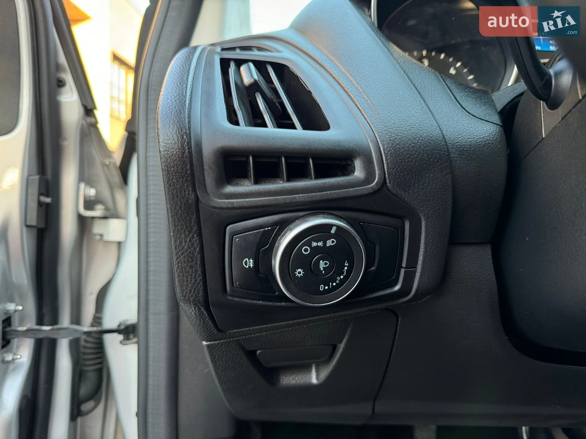 2015 Ford Focus - мініатюра 69
