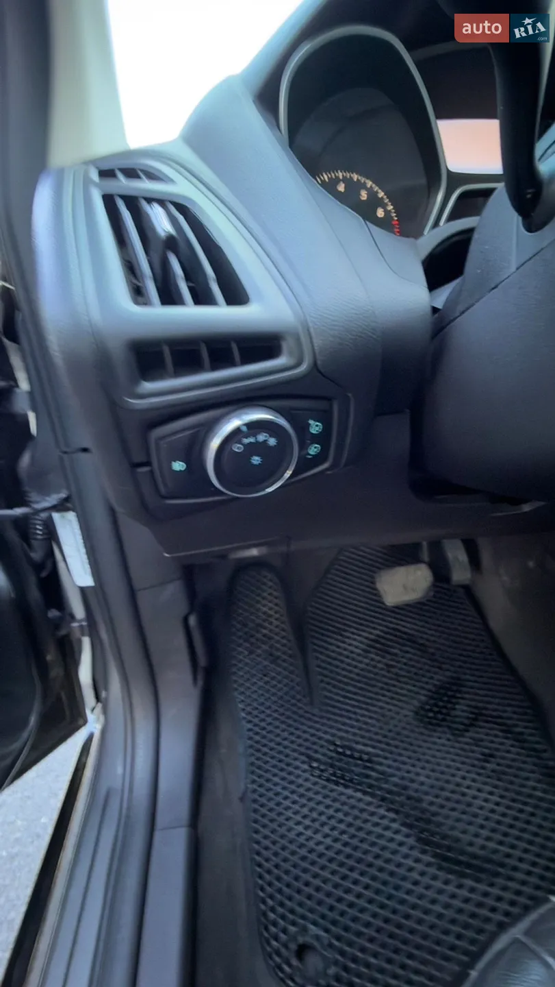 2012 Ford Focus - мініатюра 15