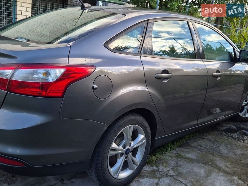 Седан Ford Focus 2014 в Дніпрі