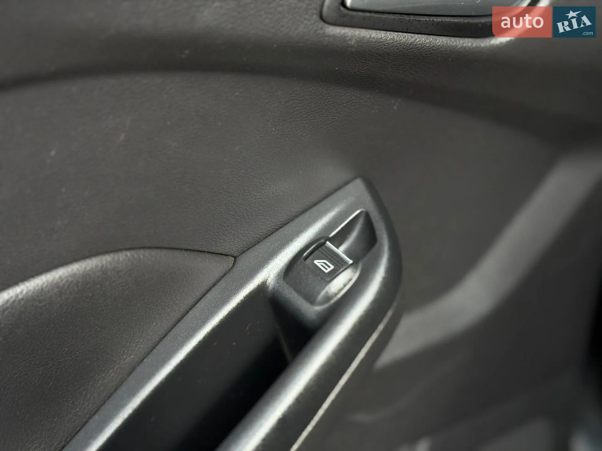 2011 Ford Focus - мініатюра 91