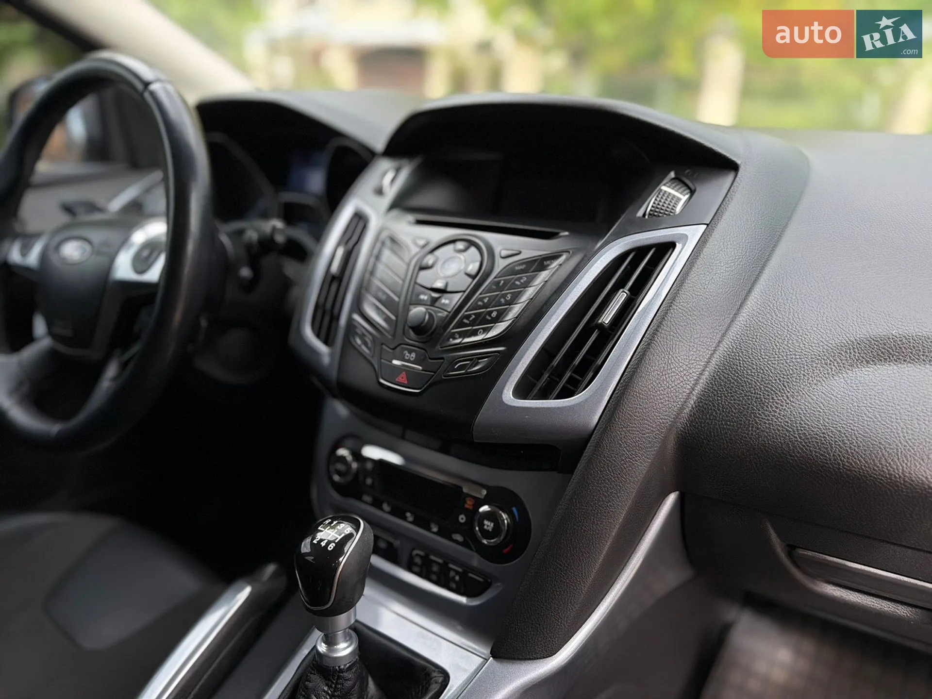 2011 Ford Focus - мініатюра 100