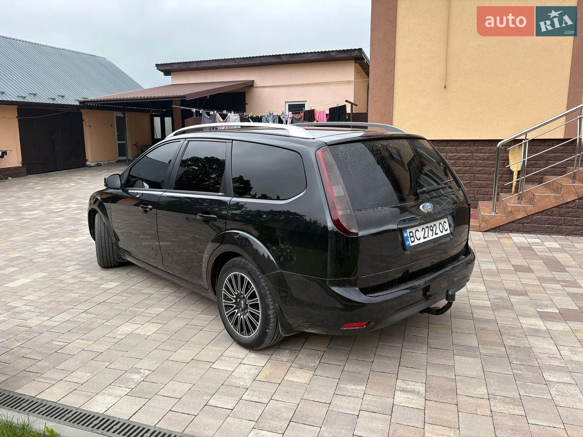 2010 Ford Focus - мініатюра 8