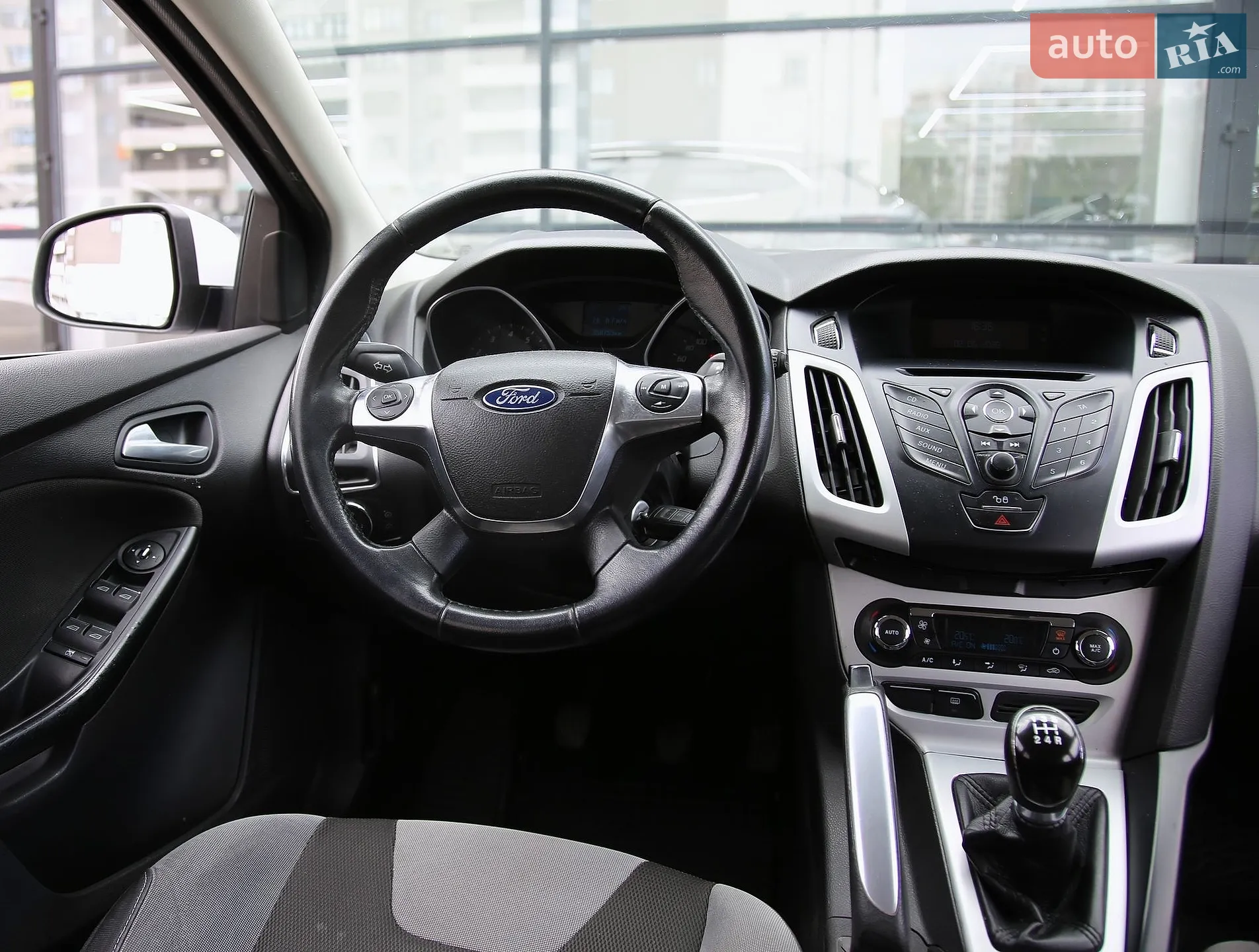 2012 Ford Focus - мініатюра 11
