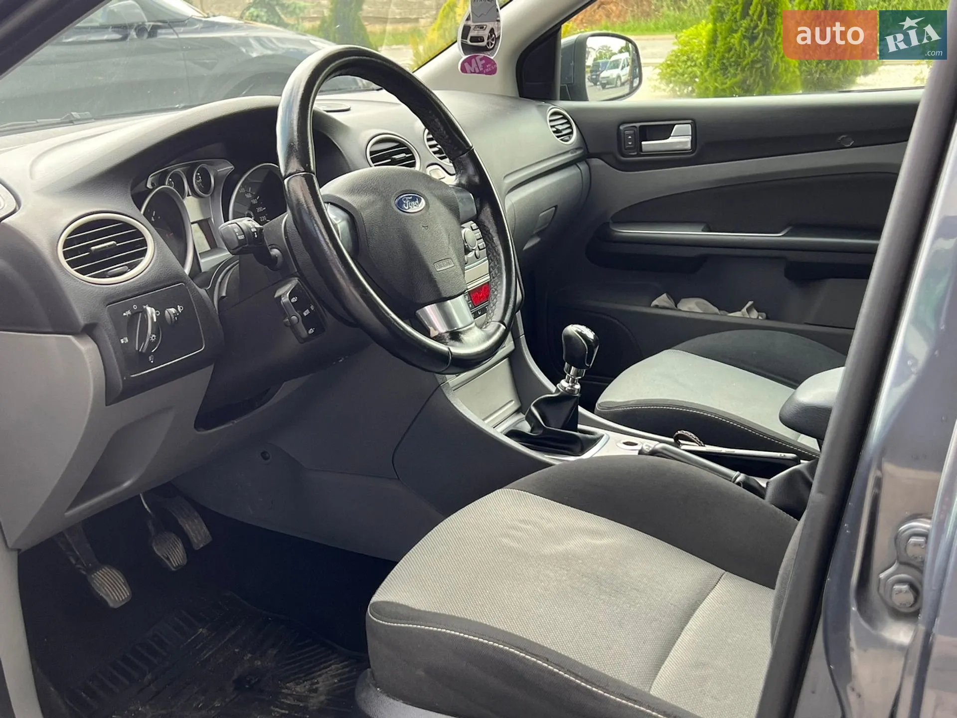 2010 Ford Focus - мініатюра 22