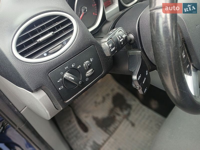Хетчбек Ford Focus 2008 в Черкасах