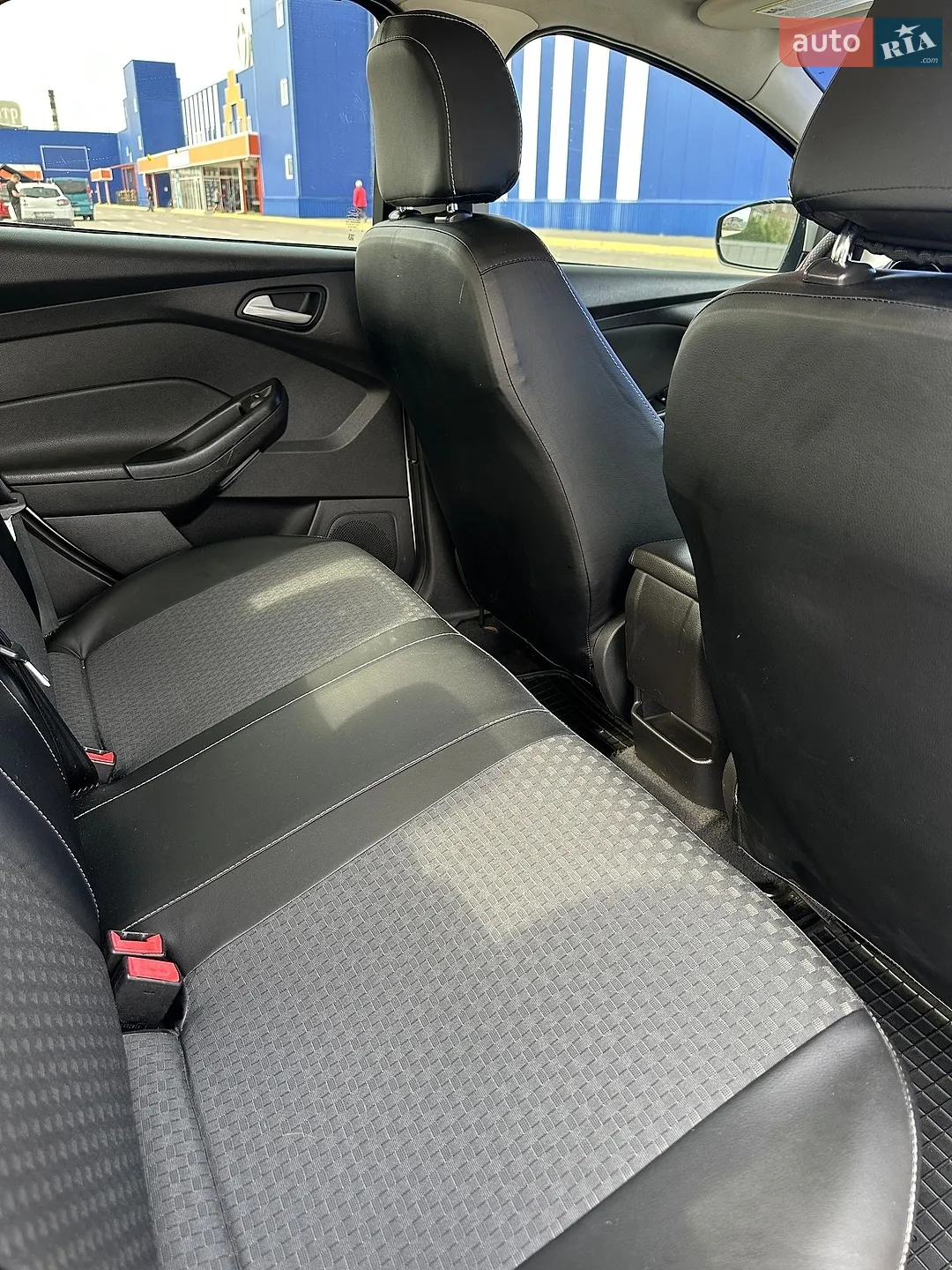2015 Ford Focus - мініатюра 18