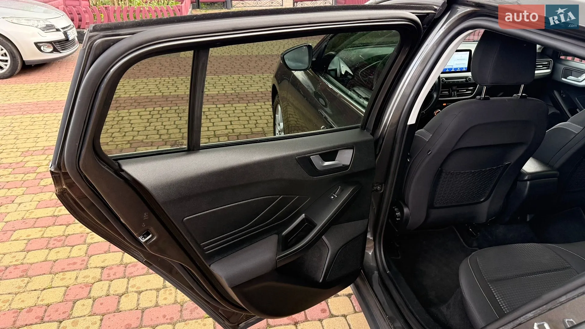 2021 Ford Focus - мініатюра 21