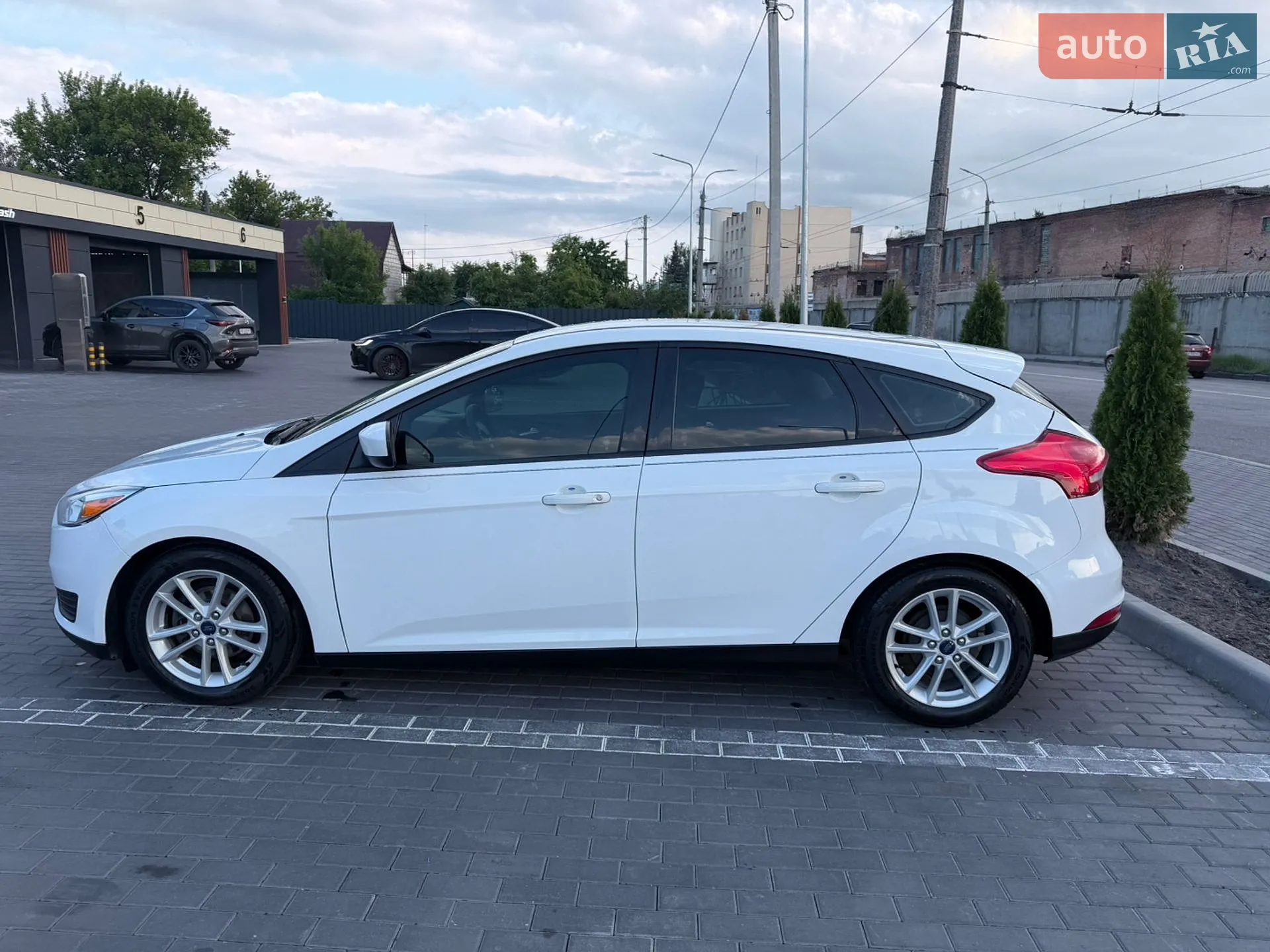 2017 Ford Focus - мініатюра 9