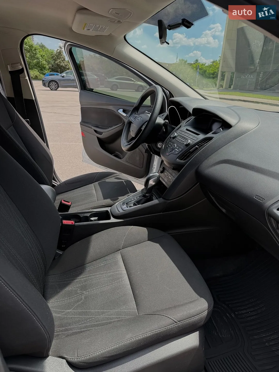 2015 Ford Focus - мініатюра 17