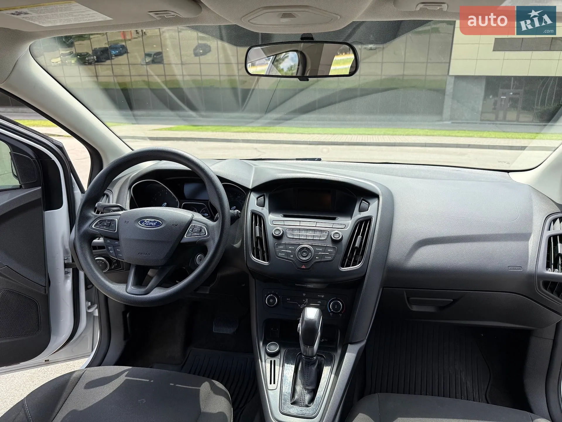 2015 Ford Focus - мініатюра 18