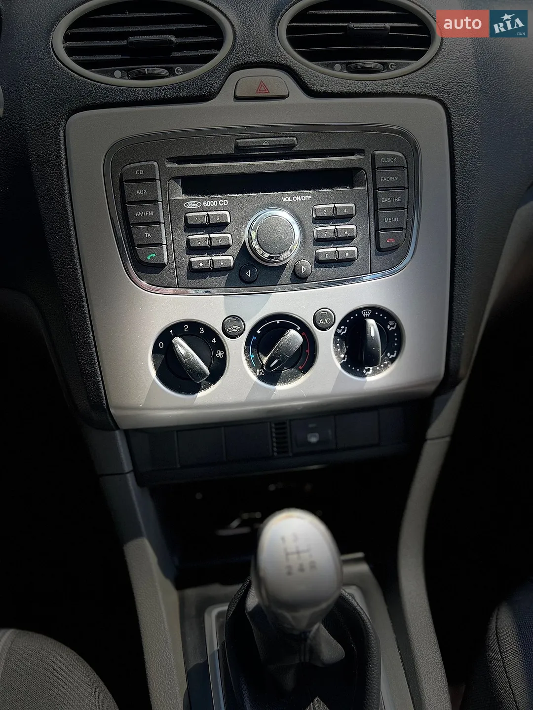 2011 Ford Focus - мініатюра 12