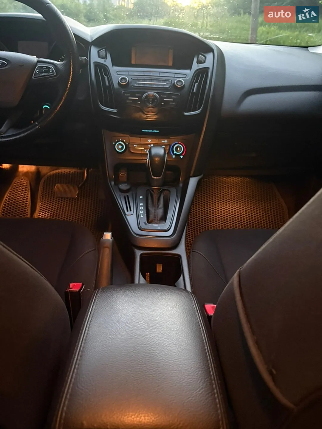 2018 Ford Focus - мініатюра 9
