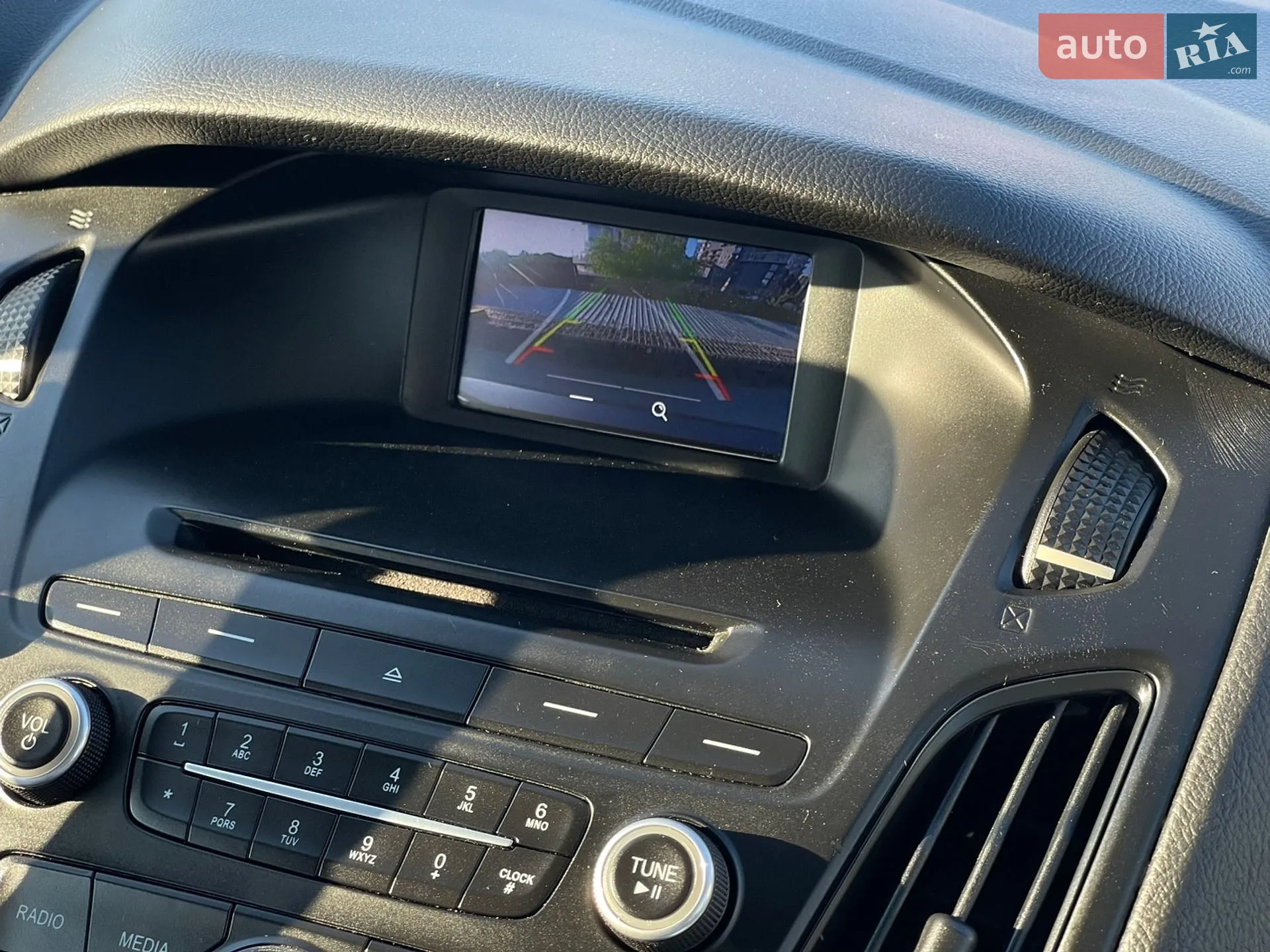 2016 Ford Focus - мініатюра 18