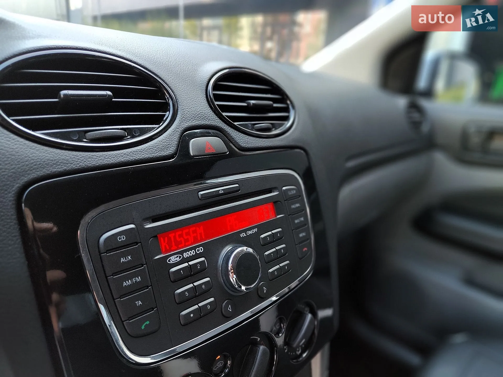 2011 Ford Focus - мініатюра 37