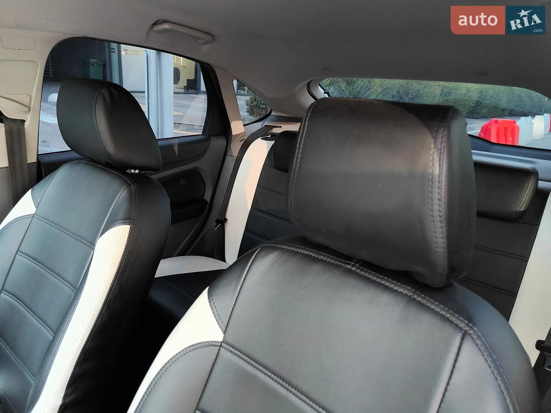 2011 Ford Focus - мініатюра 40