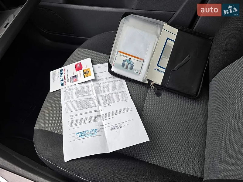 Хэтчбек Ford Focus 2010 в Полтаве документ