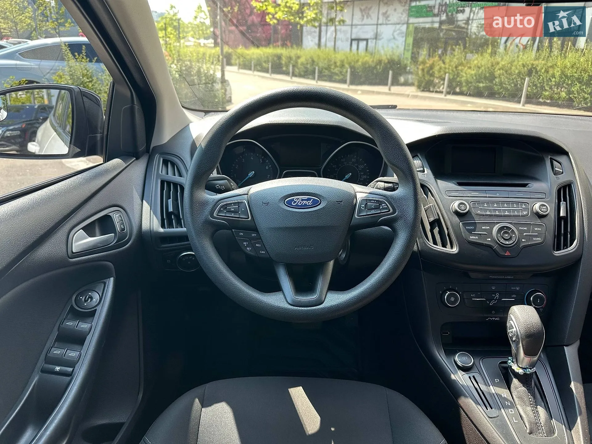 2017 Ford Focus - мініатюра 23