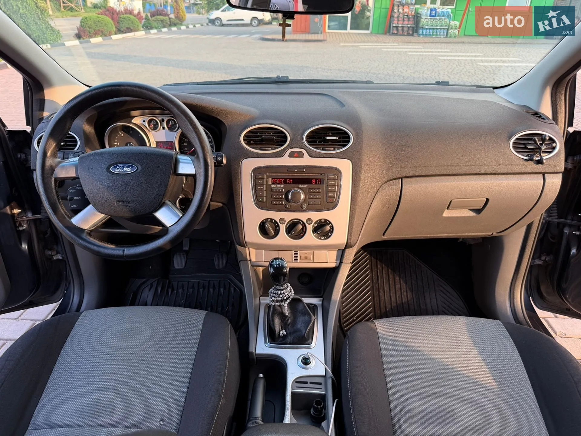 2010 Ford Focus - мініатюра 33