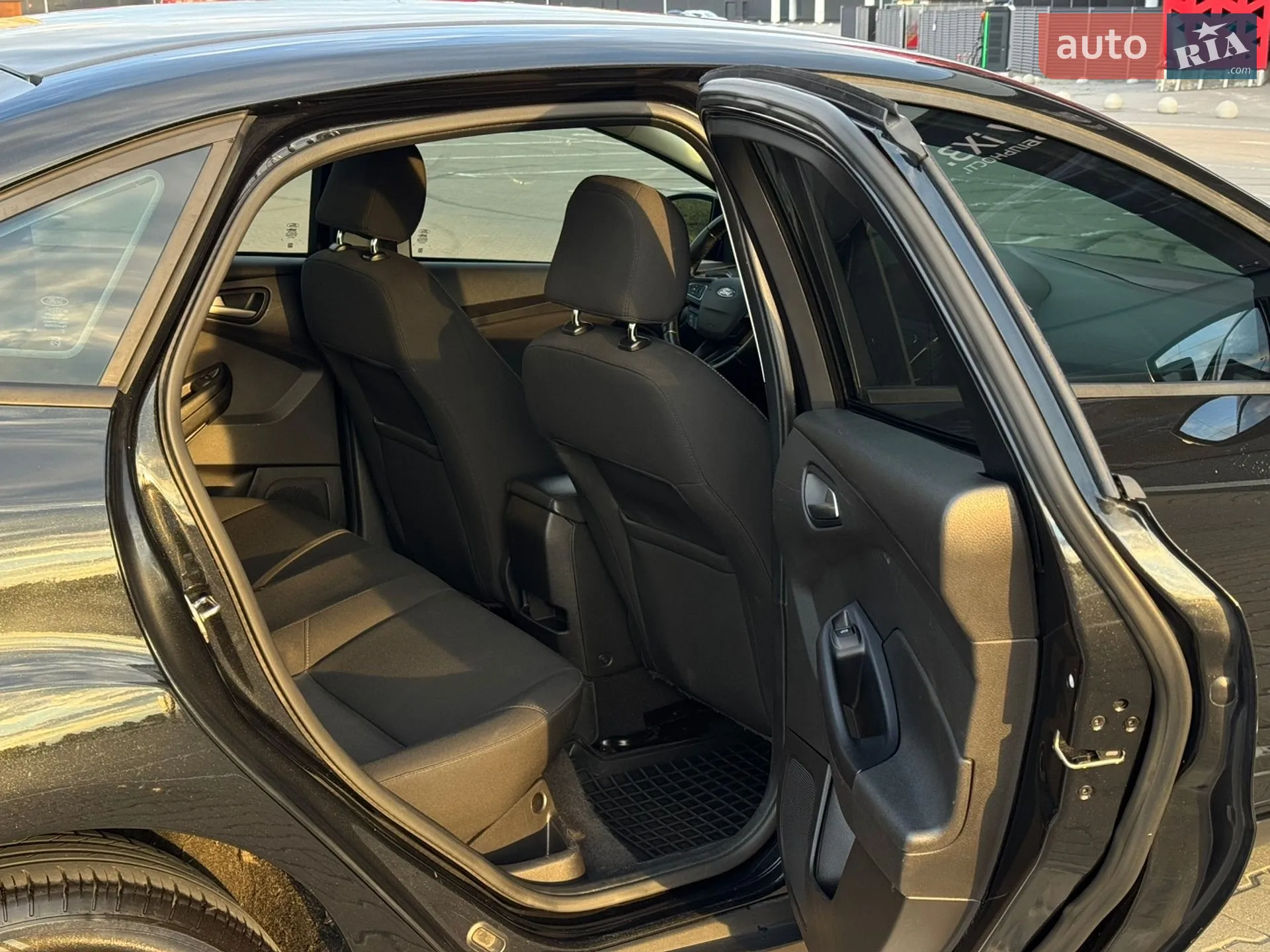 2015 Ford Focus - мініатюра 11