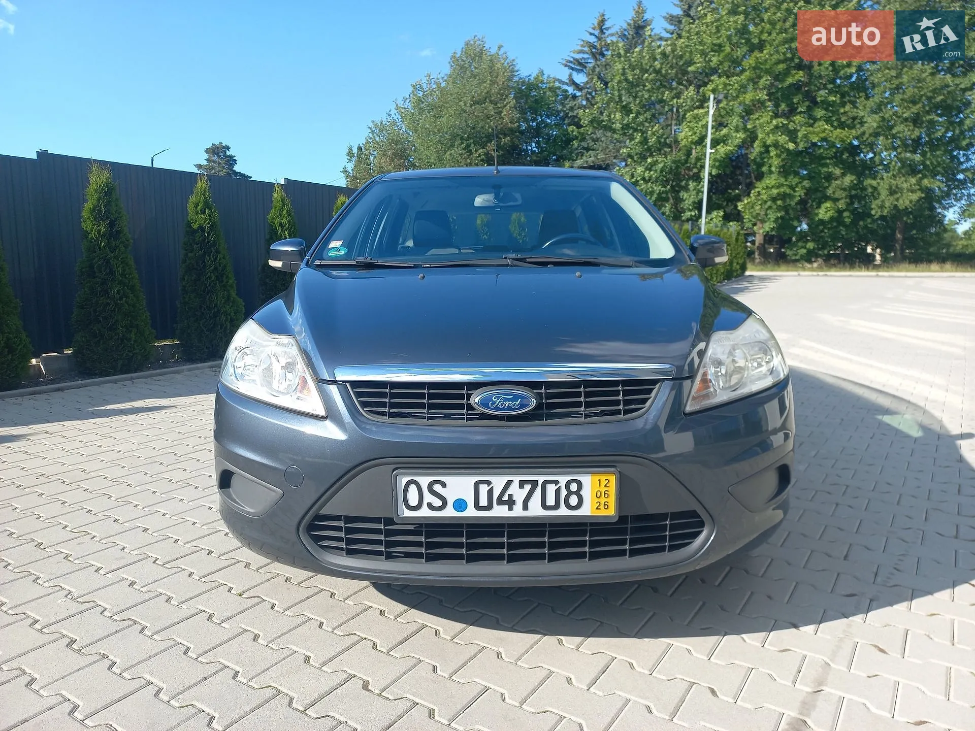 2010 Ford Focus - мініатюра 2