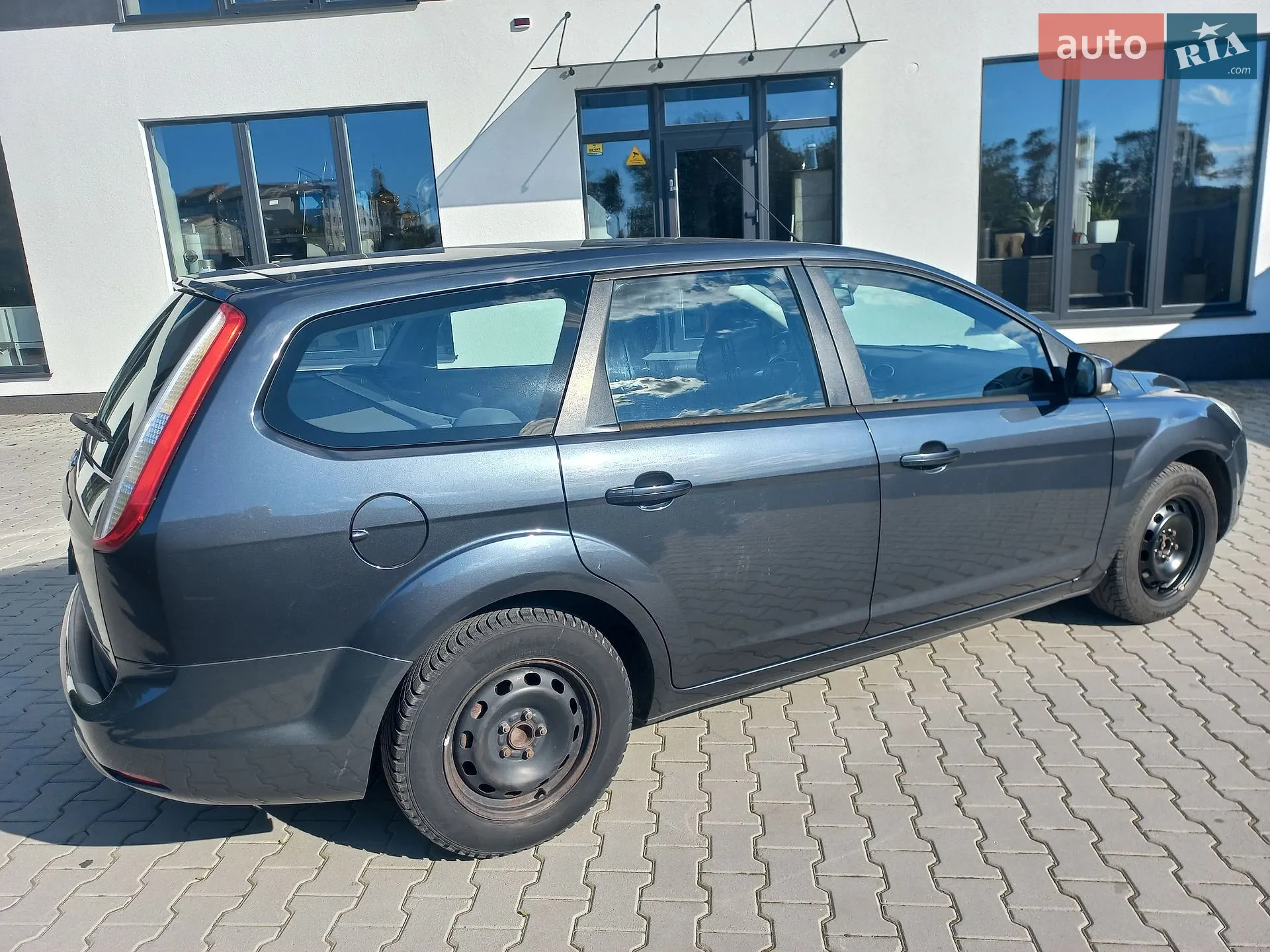 2010 Ford Focus - мініатюра 5