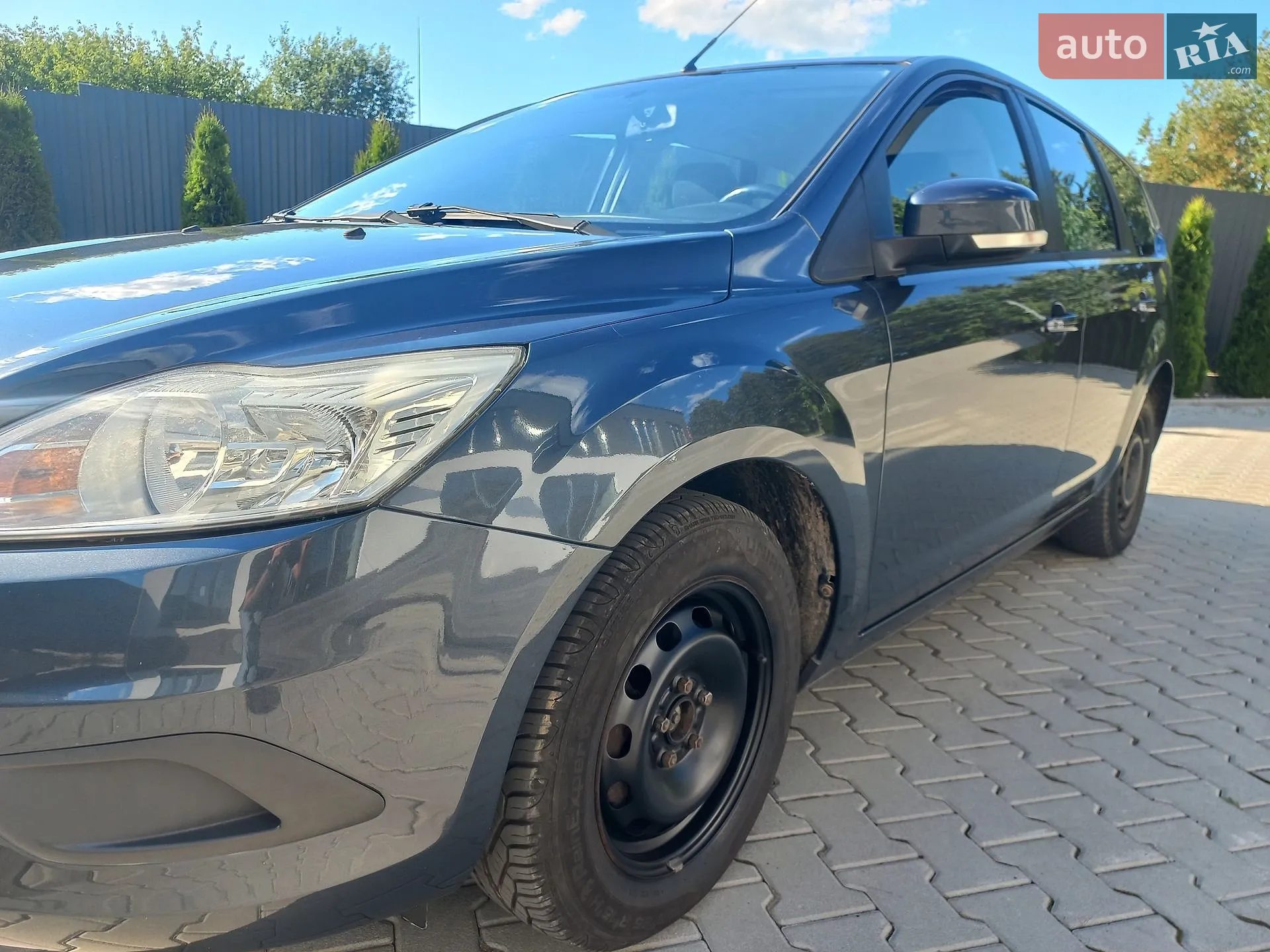 2010 Ford Focus - мініатюра 11