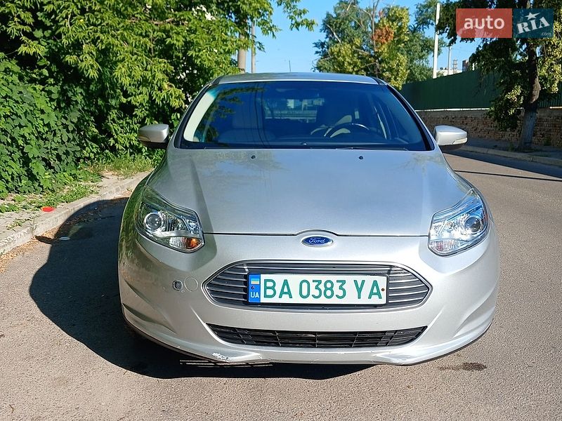 Хэтчбек Ford Focus 2013 в Кропивницком Хэтчбек Ford Focus 2013 в Кропивницком