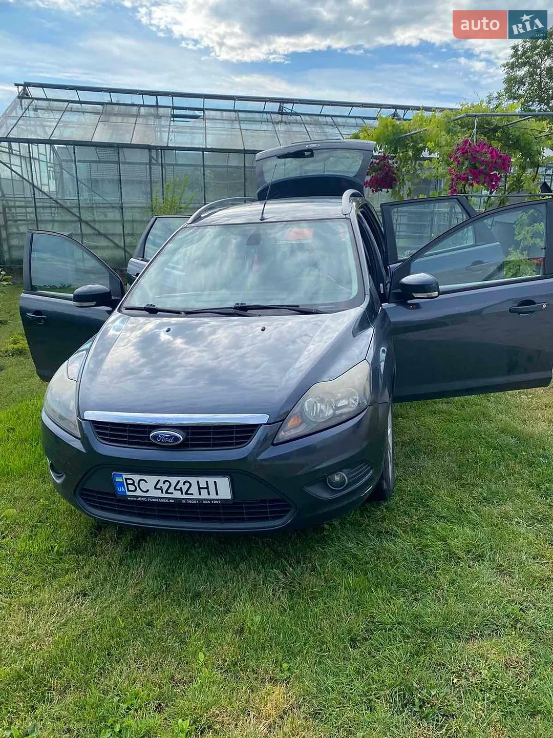 2010 Ford Focus - мініатюра 19