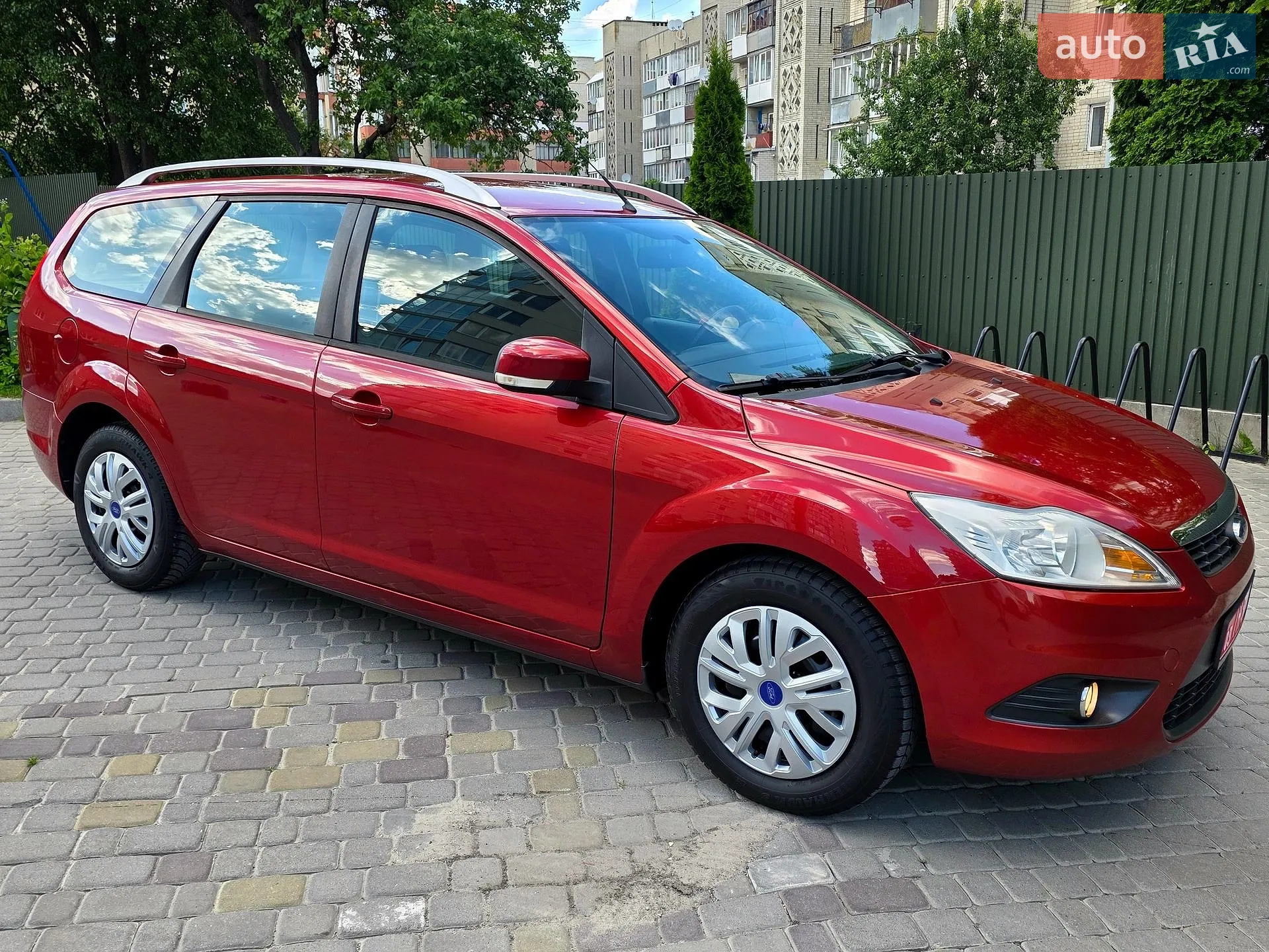 2010 Ford Focus - мініатюра 4