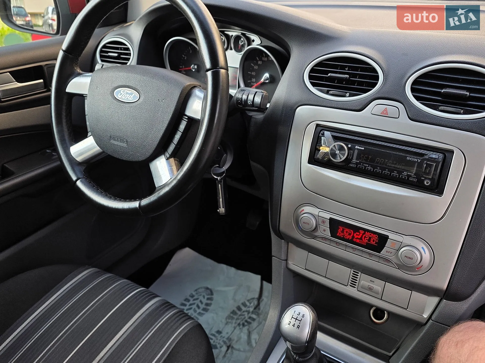 2010 Ford Focus - мініатюра 36