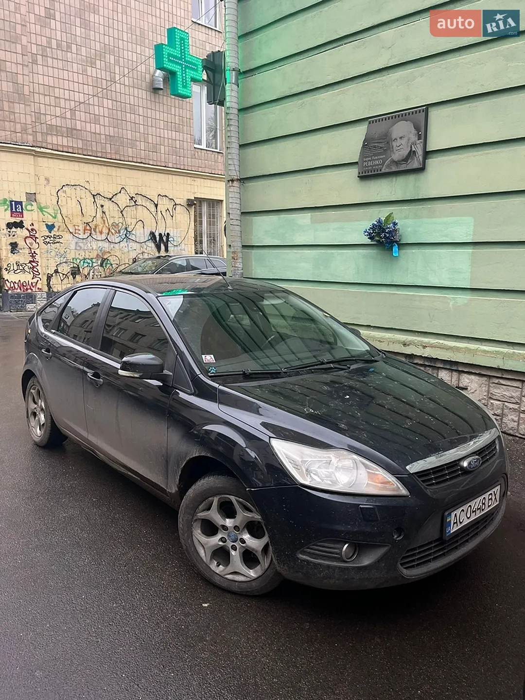 2010 Ford Focus - мініатюра 2