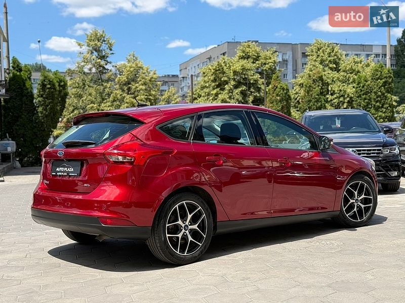 Хэтчбек Ford Focus 2017 в Одессе