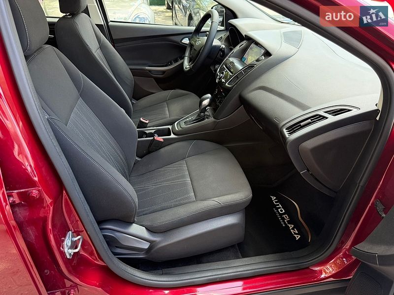 Хэтчбек Ford Focus 2017 в Одессе