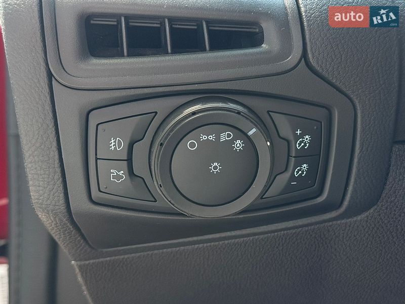 Хэтчбек Ford Focus 2017 в Одессе