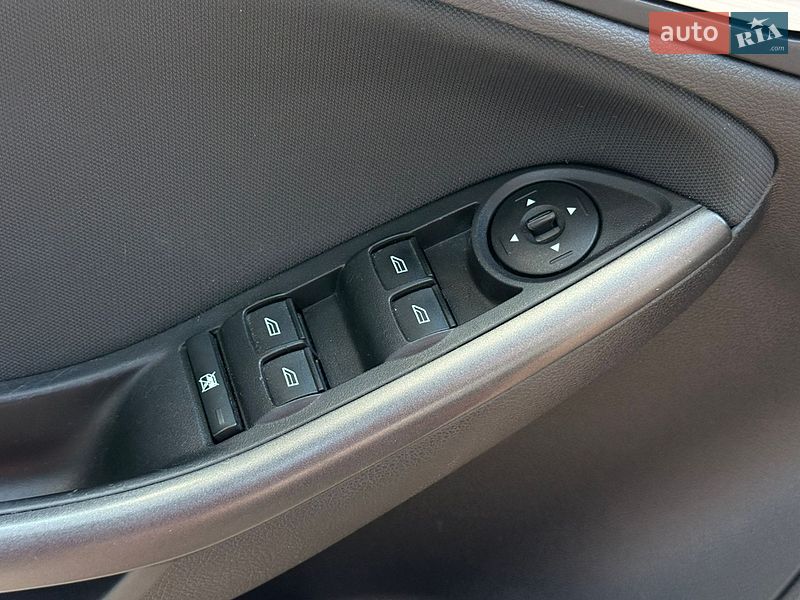 Хэтчбек Ford Focus 2017 в Одессе