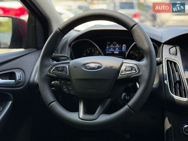 Хэтчбек Ford Focus 2017 в Одессе
