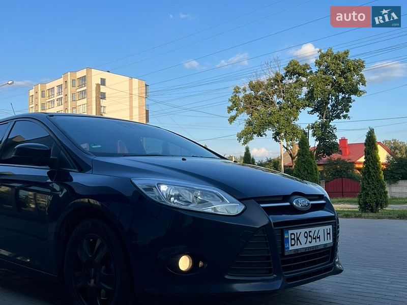 Универсал Ford Focus 2011 в Березному