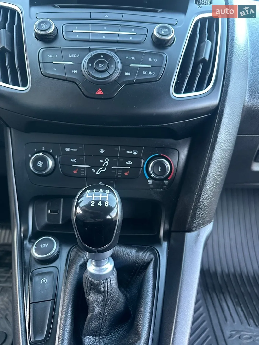 2015 Ford Focus - мініатюра 41