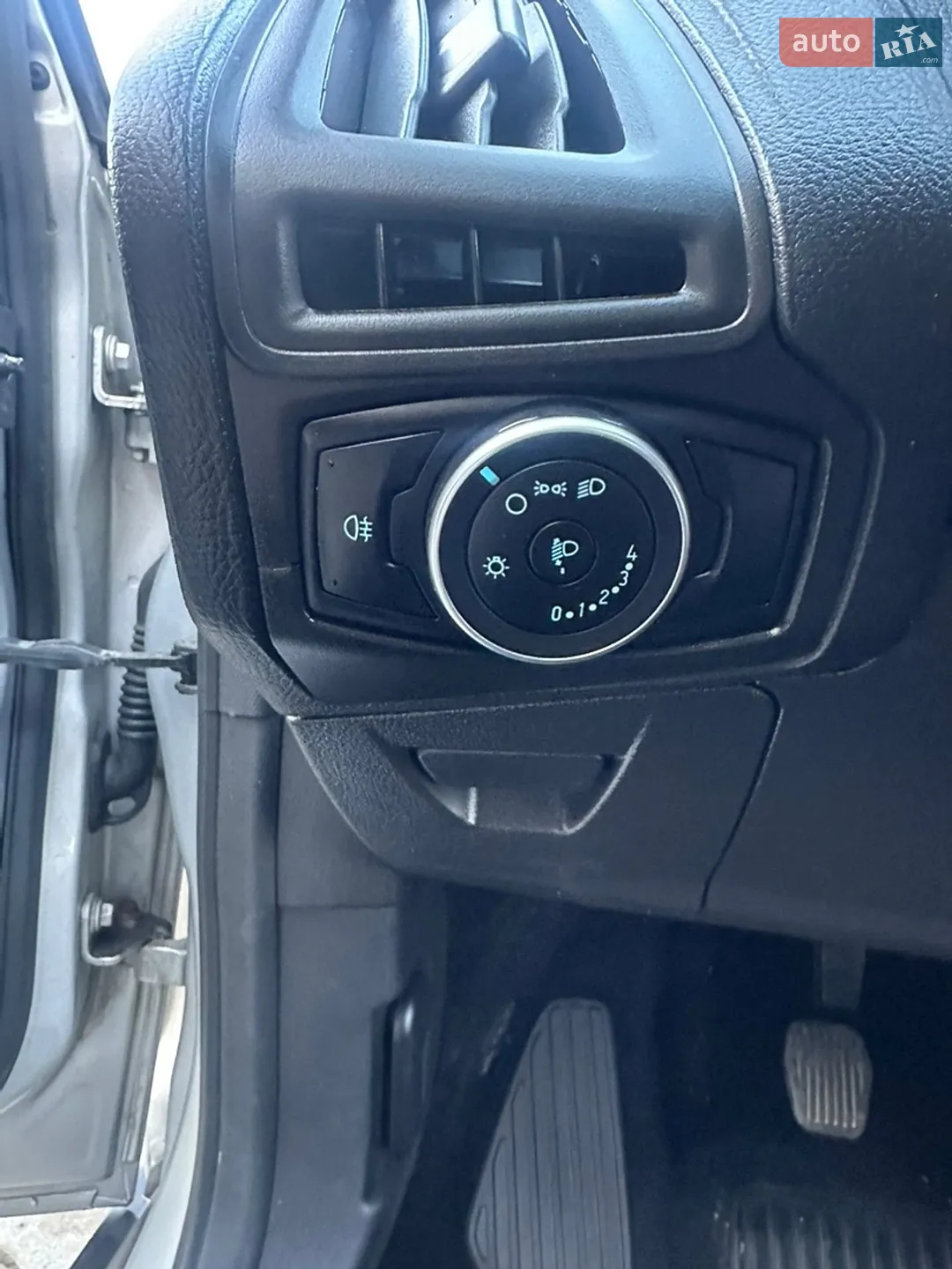 2015 Ford Focus - мініатюра 45