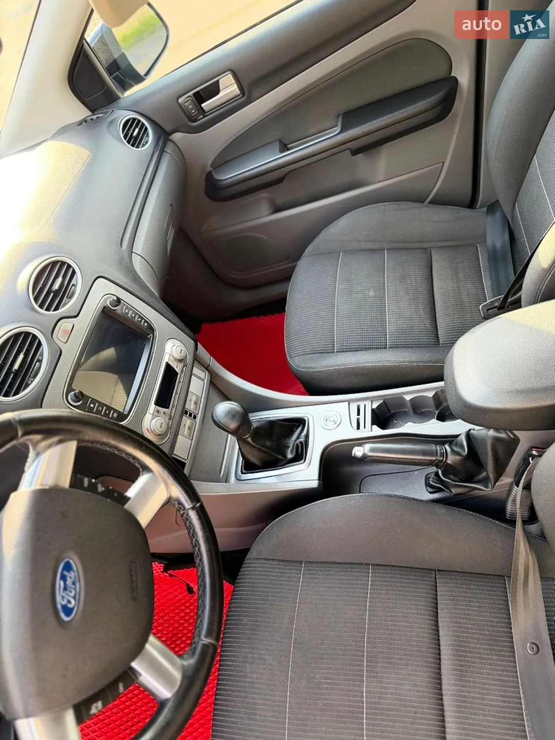 2010 Ford Focus - мініатюра 12