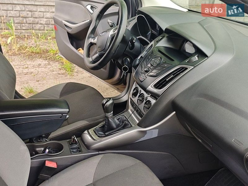Хэтчбек Ford Focus 2013 в Днепре
