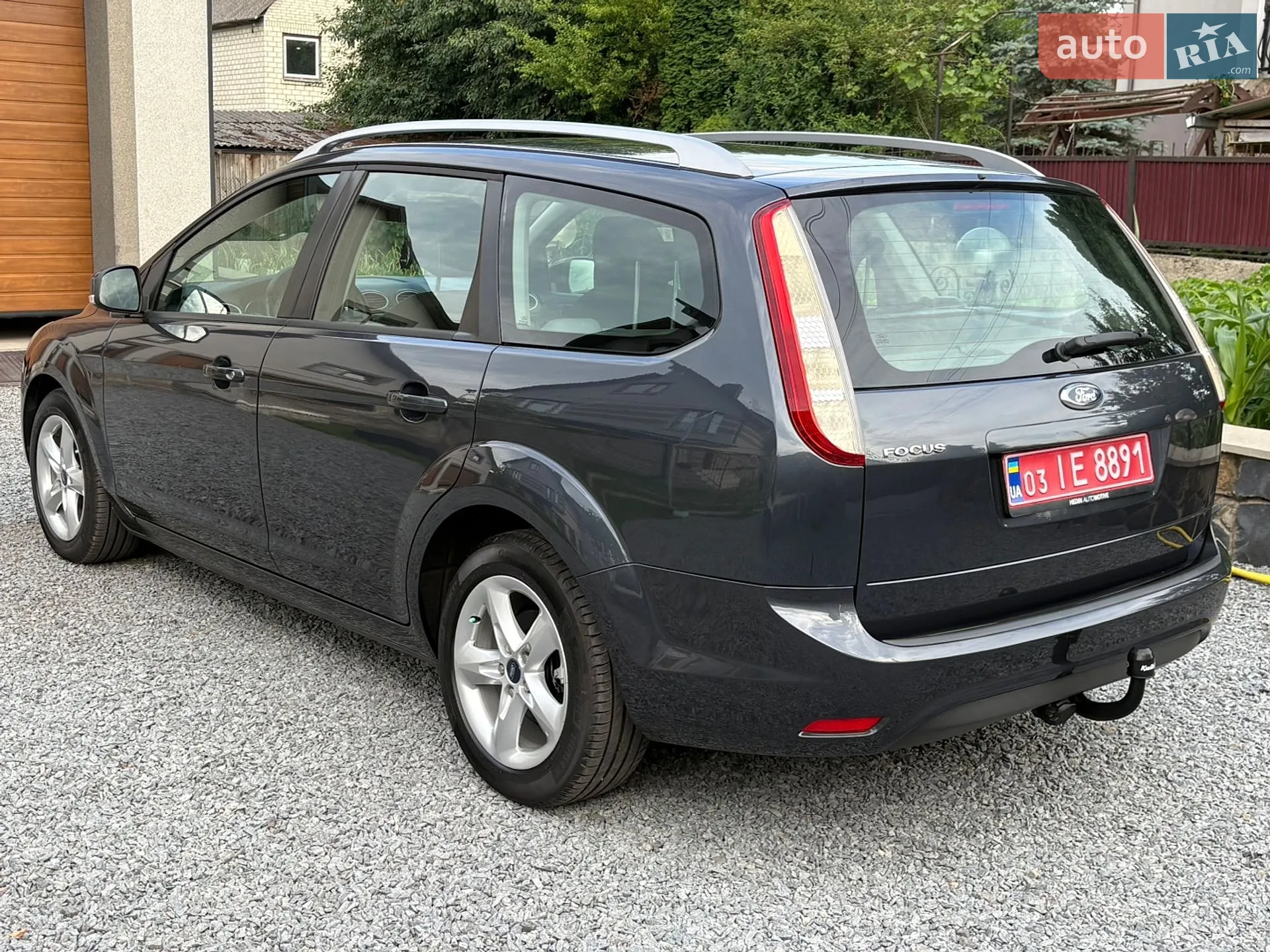2010 Ford Focus - мініатюра 10