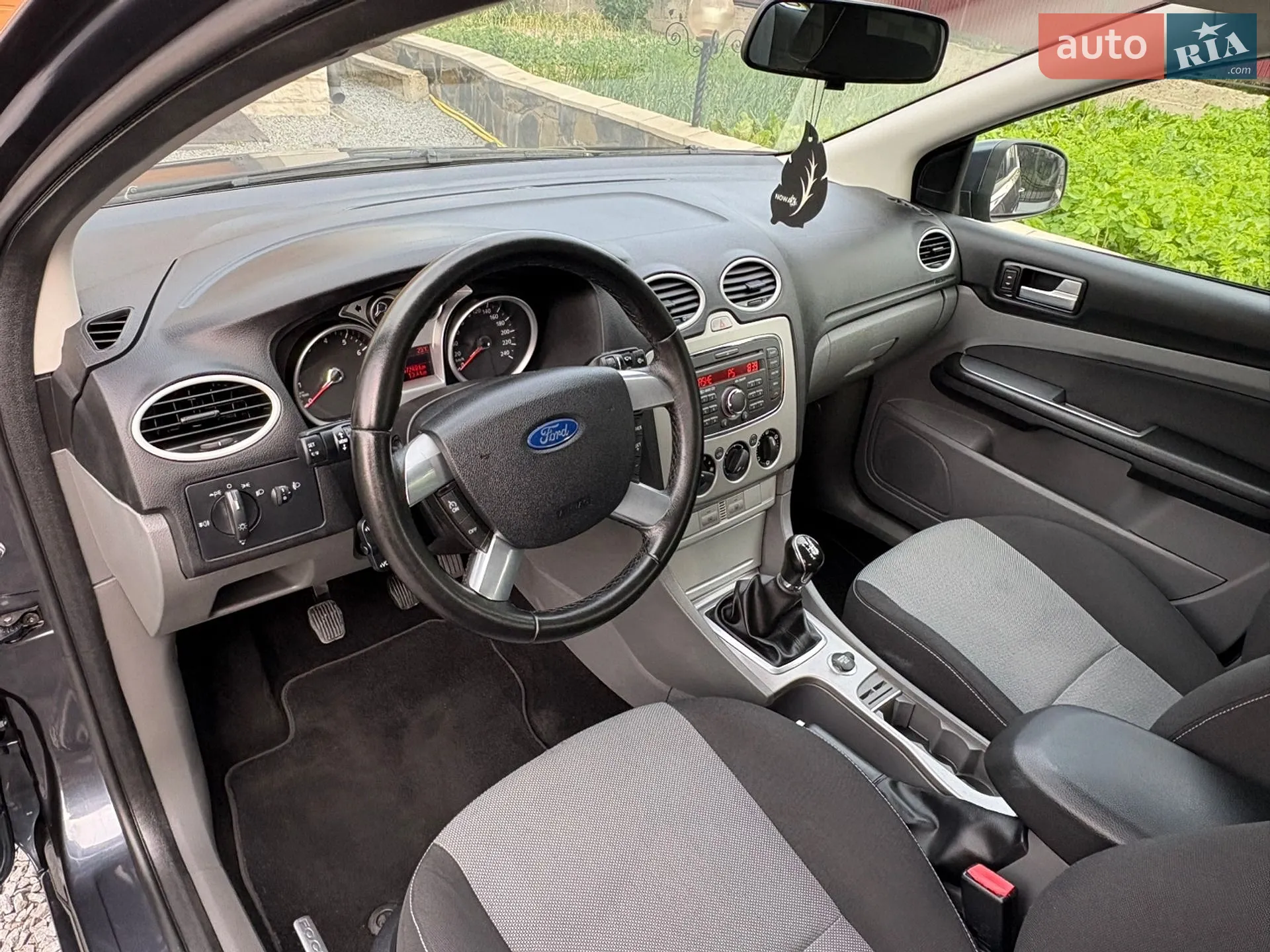 2010 Ford Focus - мініатюра 34