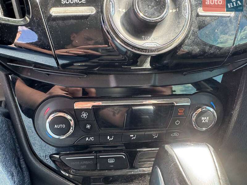 Хэтчбек Ford Focus 2013 в Запорожье