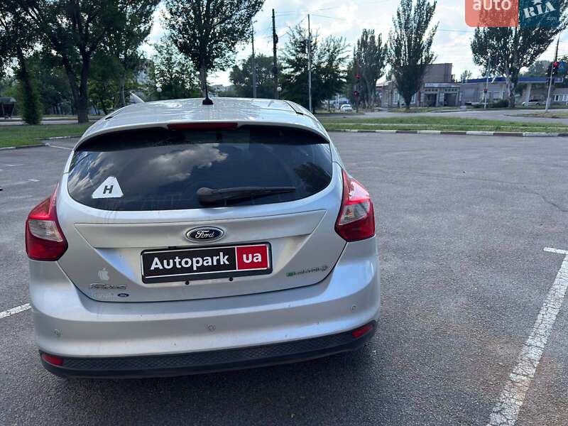 Хэтчбек Ford Focus 2013 в Запорожье