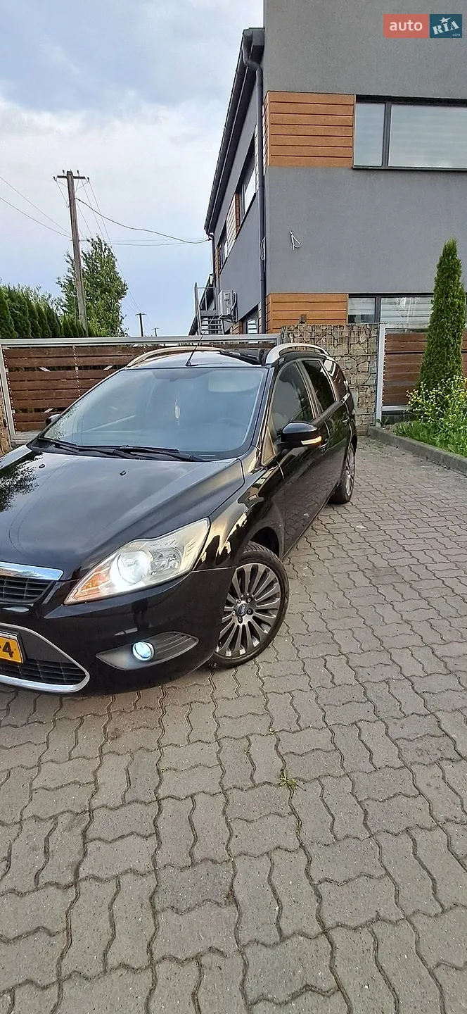 2010 Ford Focus - мініатюра 4