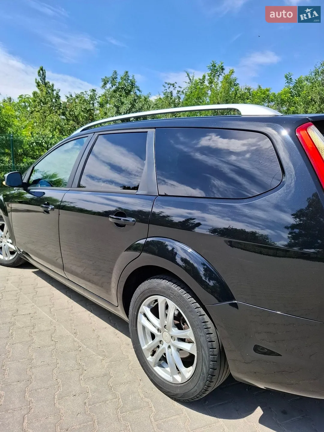 2010 Ford Focus - мініатюра 12